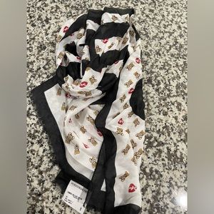NWT . . .  Moschino Modal + Kashmir Logo Scarf
